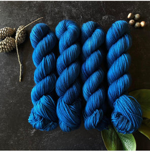 Red Stag Fibre: Dachas Sock